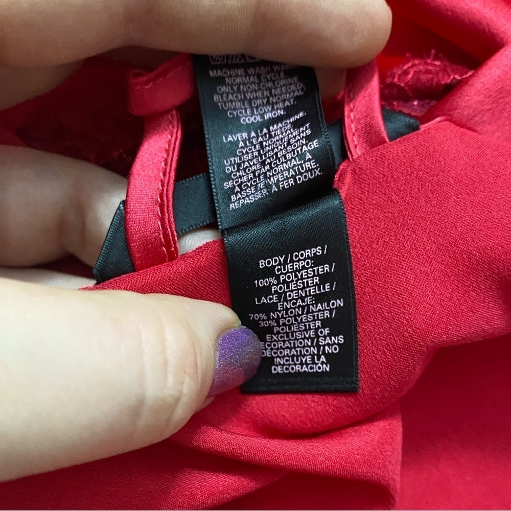 Victoria’s Secret - Satin lace embellished robe - Picture 4 of 5
